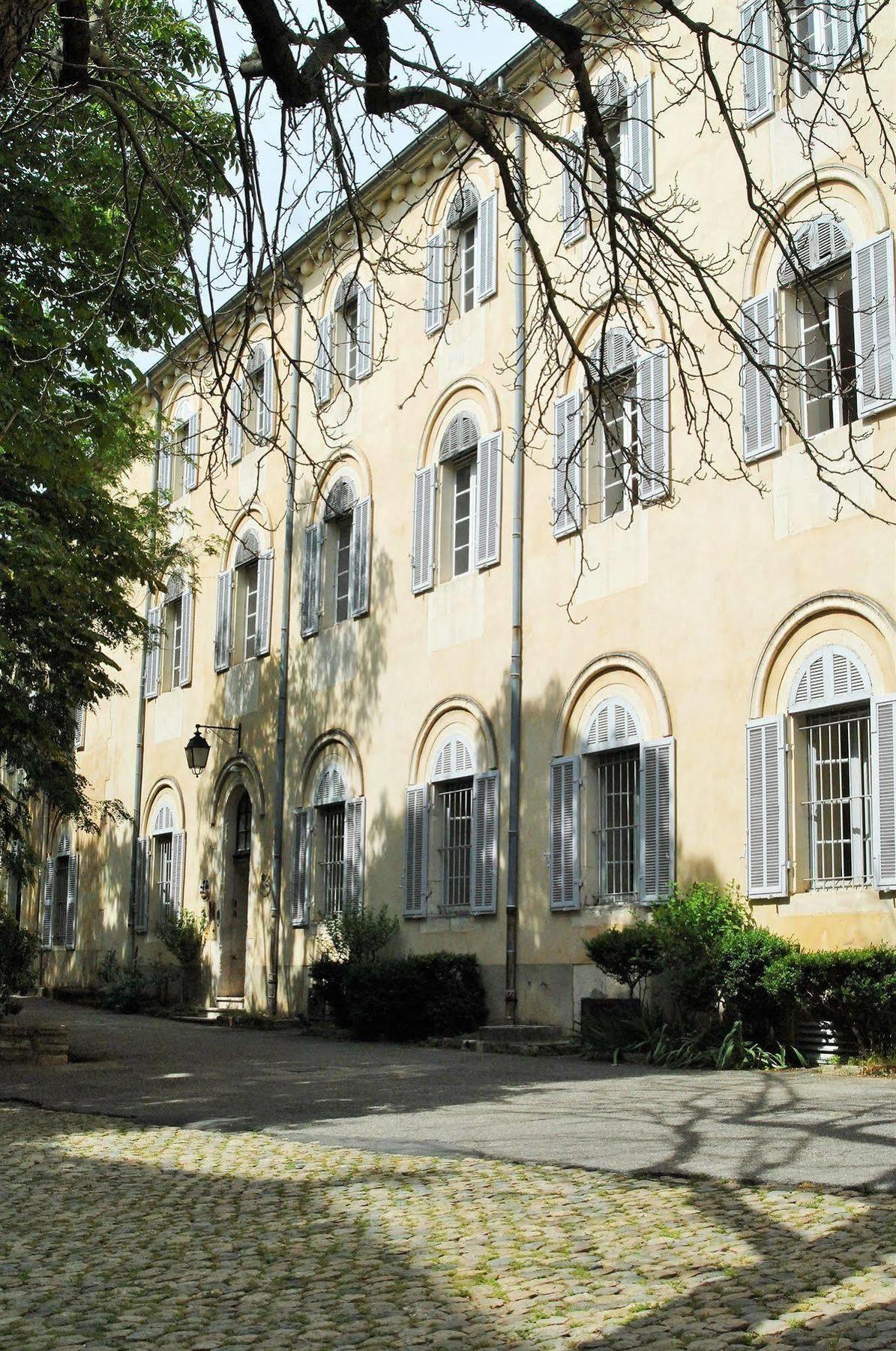 Hostellerie De L'Abbaye De Frigolet Graveson Exterior foto